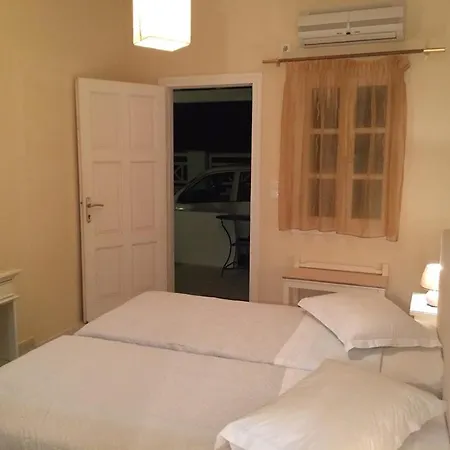 Peaceful House بيت للعطل Naxos City